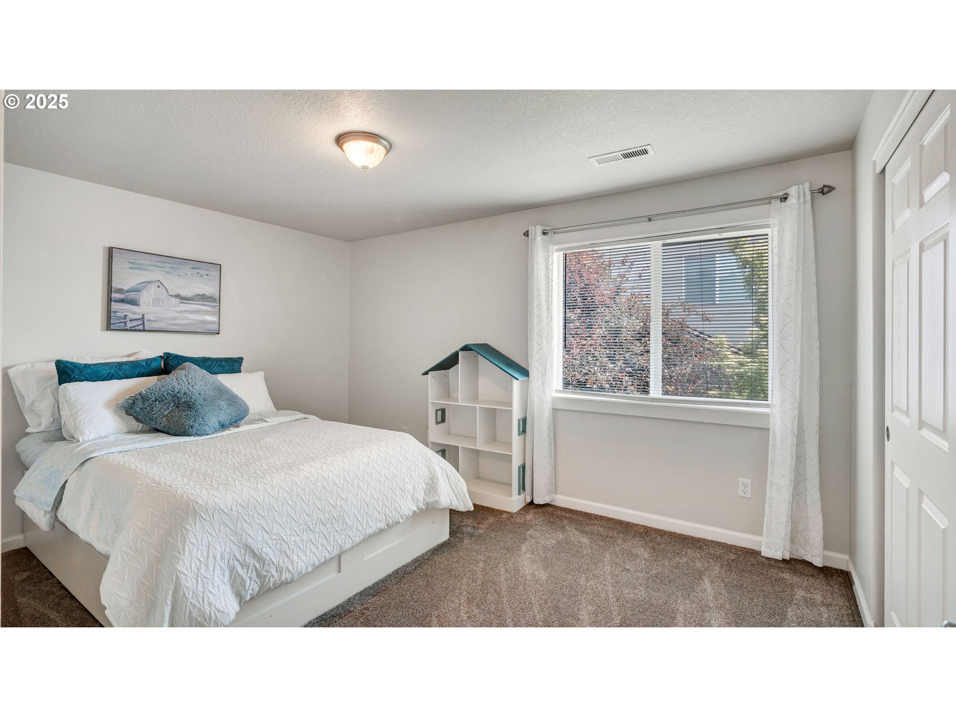 15233 SW TURNAGAIN DR