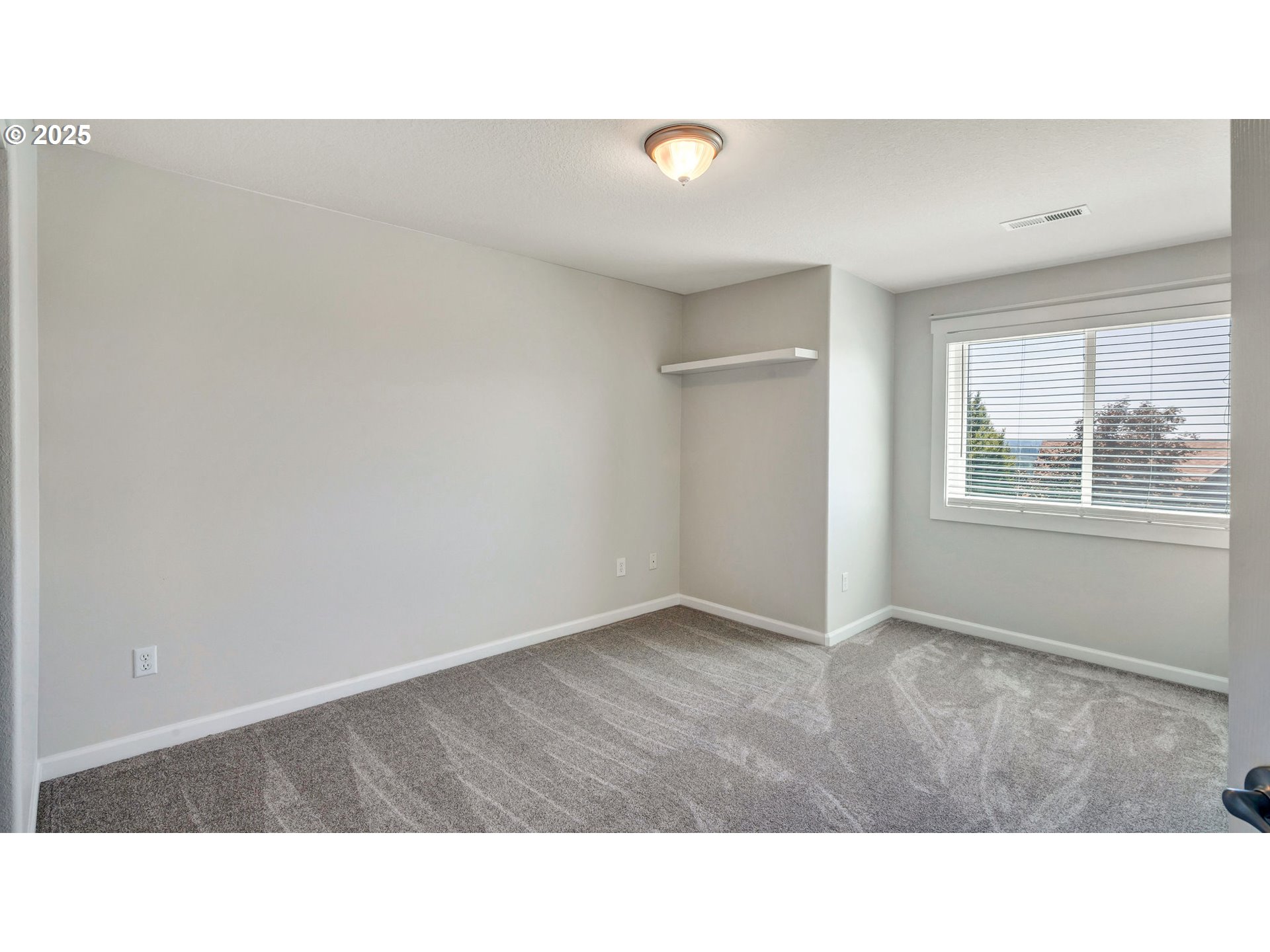 15233 SW TURNAGAIN DR