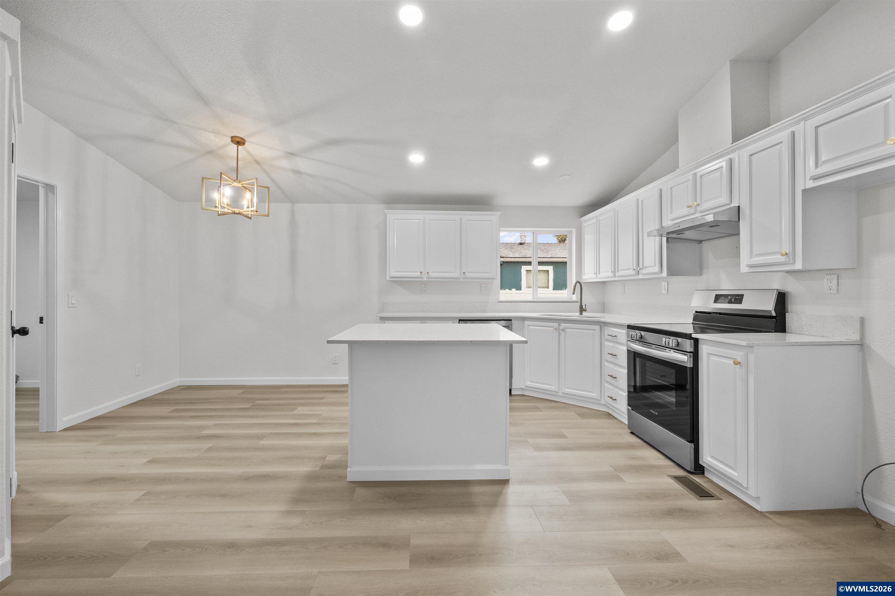 20983 Brentwood Ct