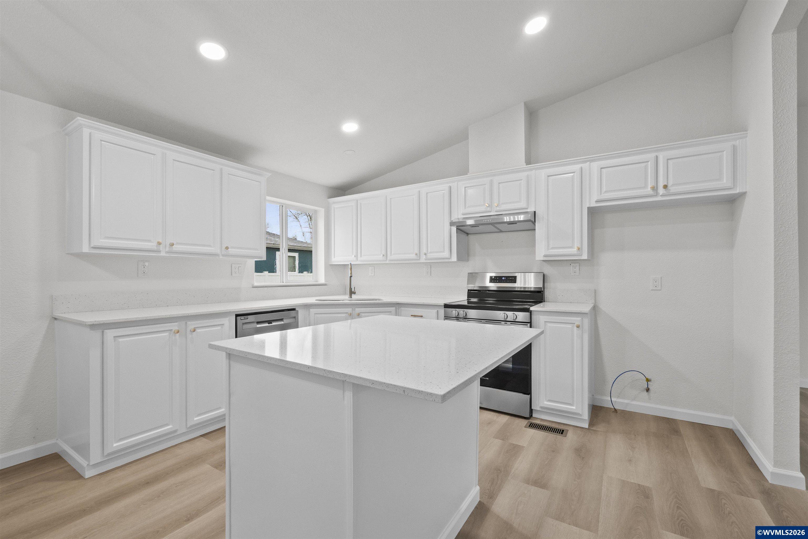 20983 Brentwood Ct