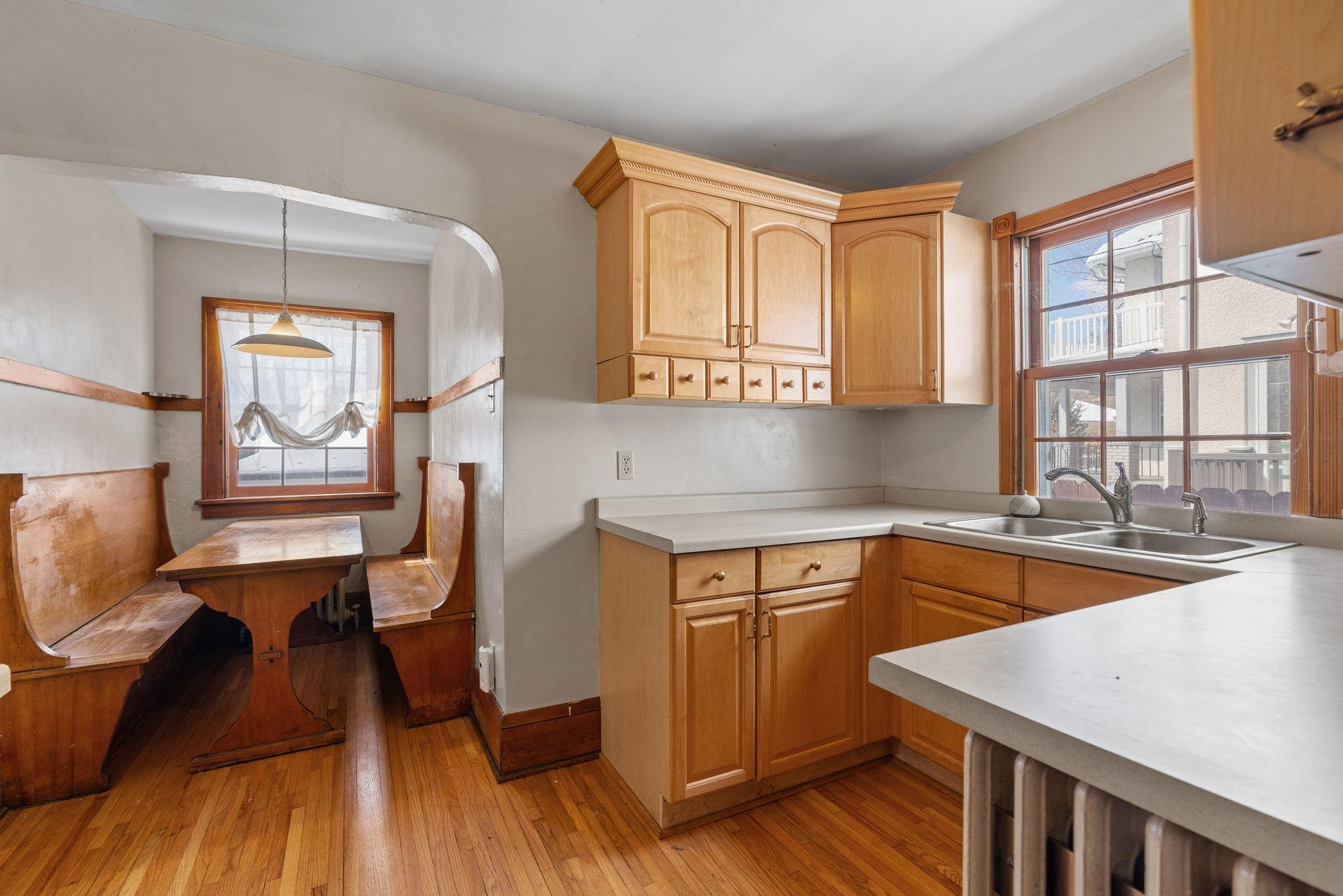 1926 Benjamin Street NE