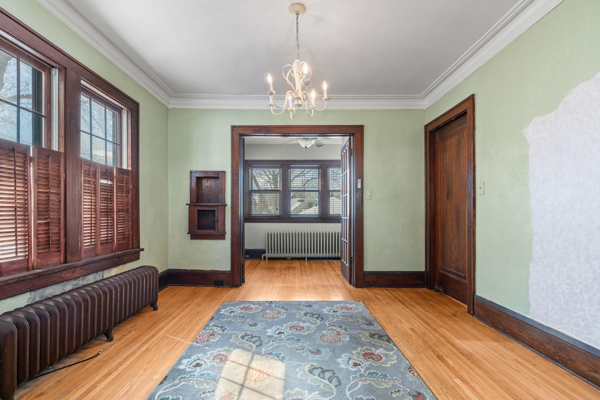 1926 Benjamin Street NE