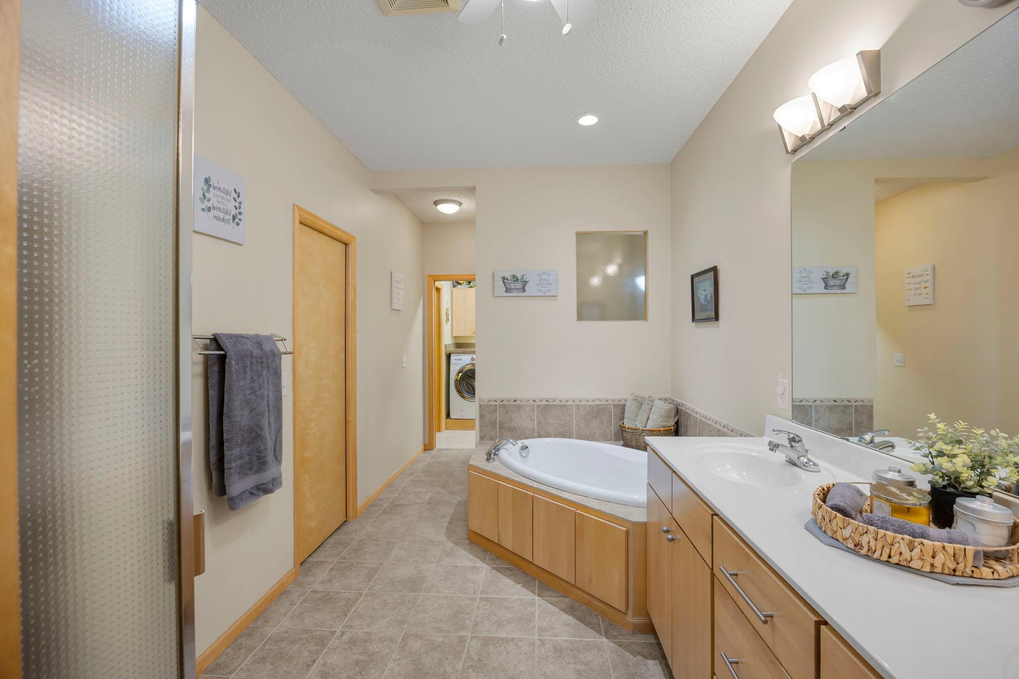 7330 Kestrel Trail
