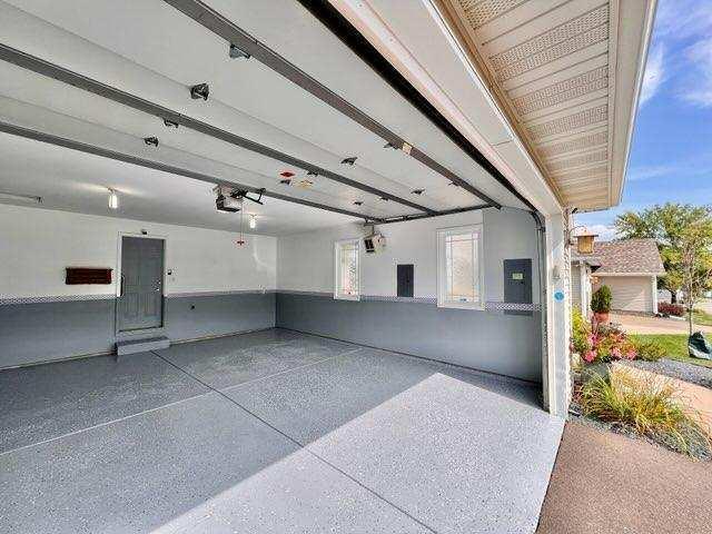7330 Kestrel Trail