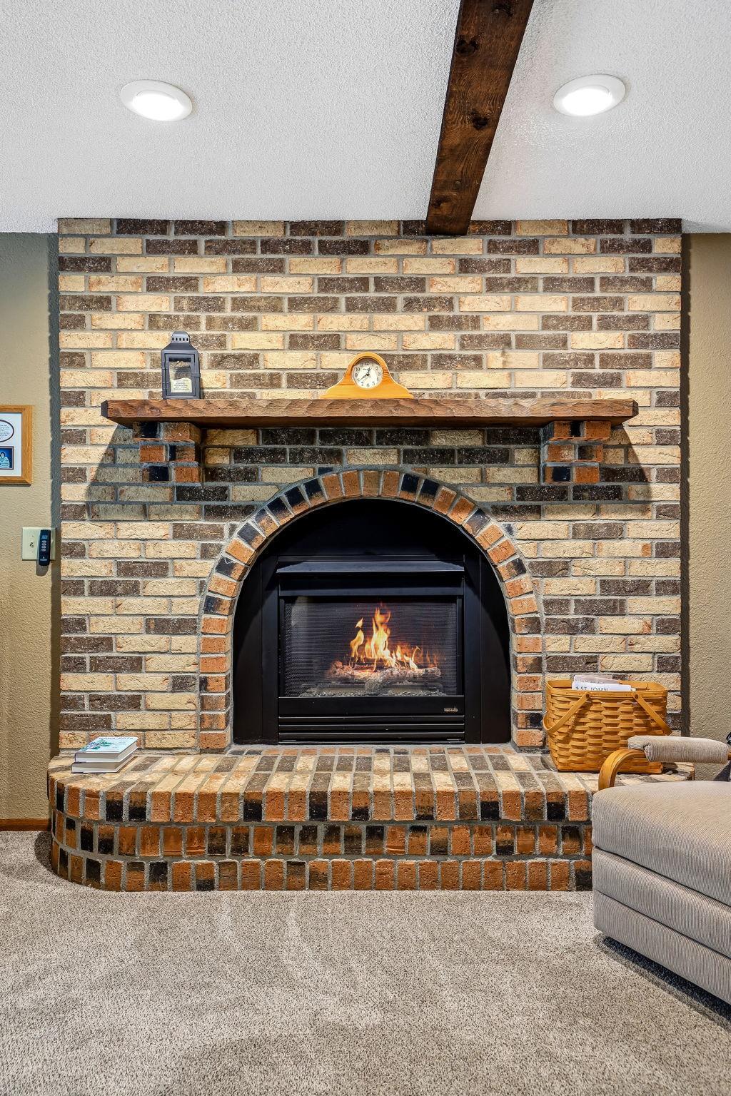 4261 Dunrovin Lane