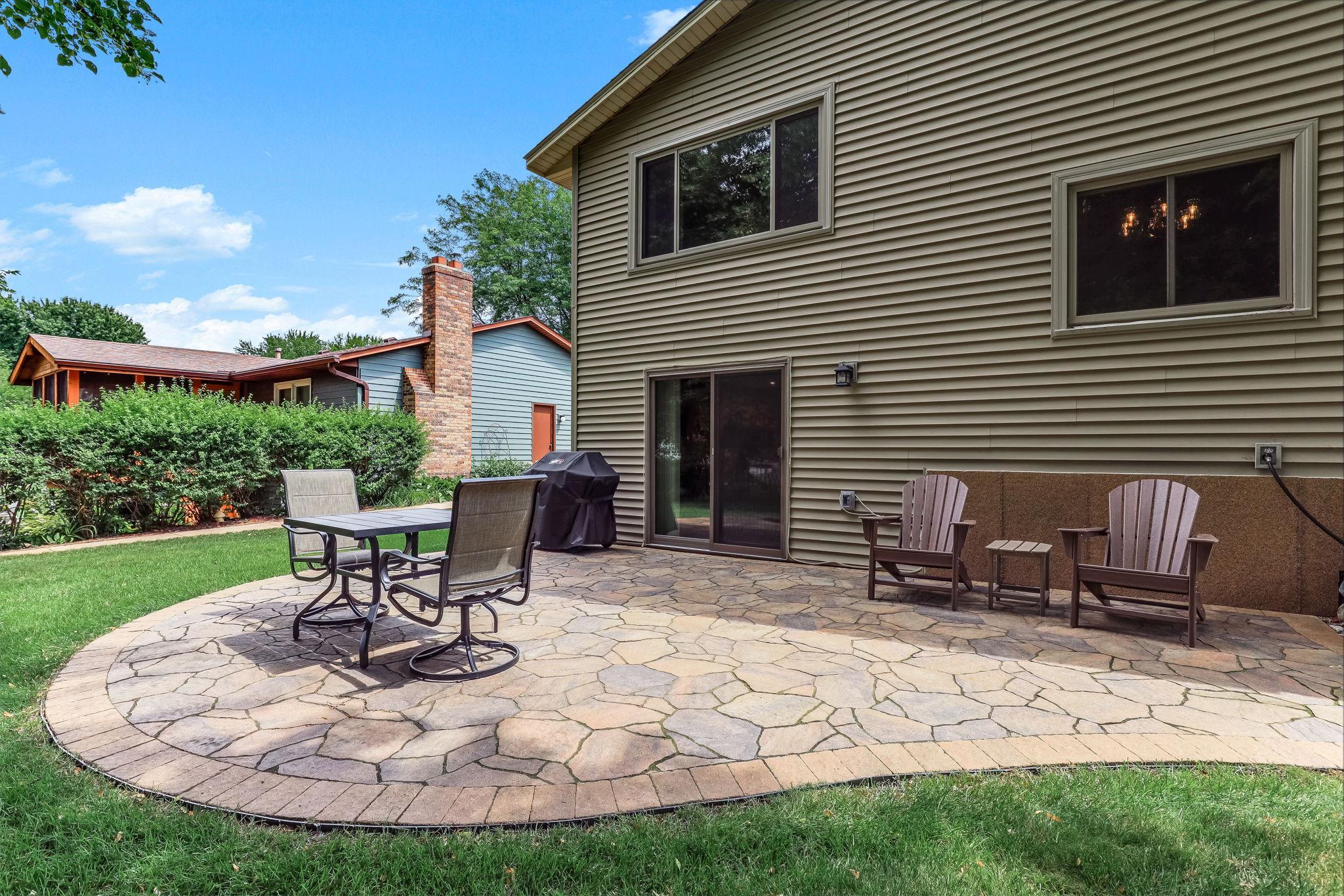 4261 Dunrovin Lane