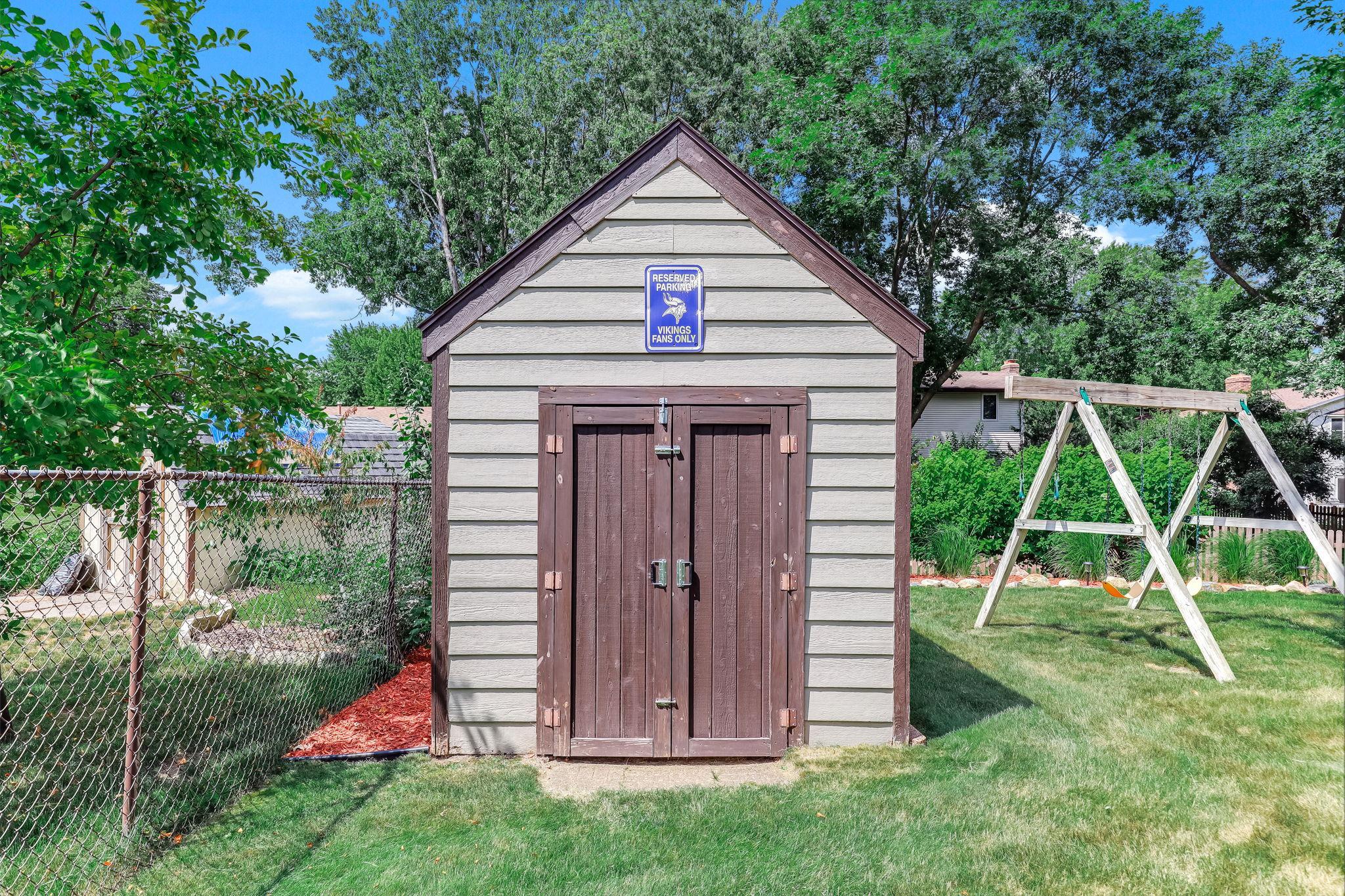 4261 Dunrovin Lane