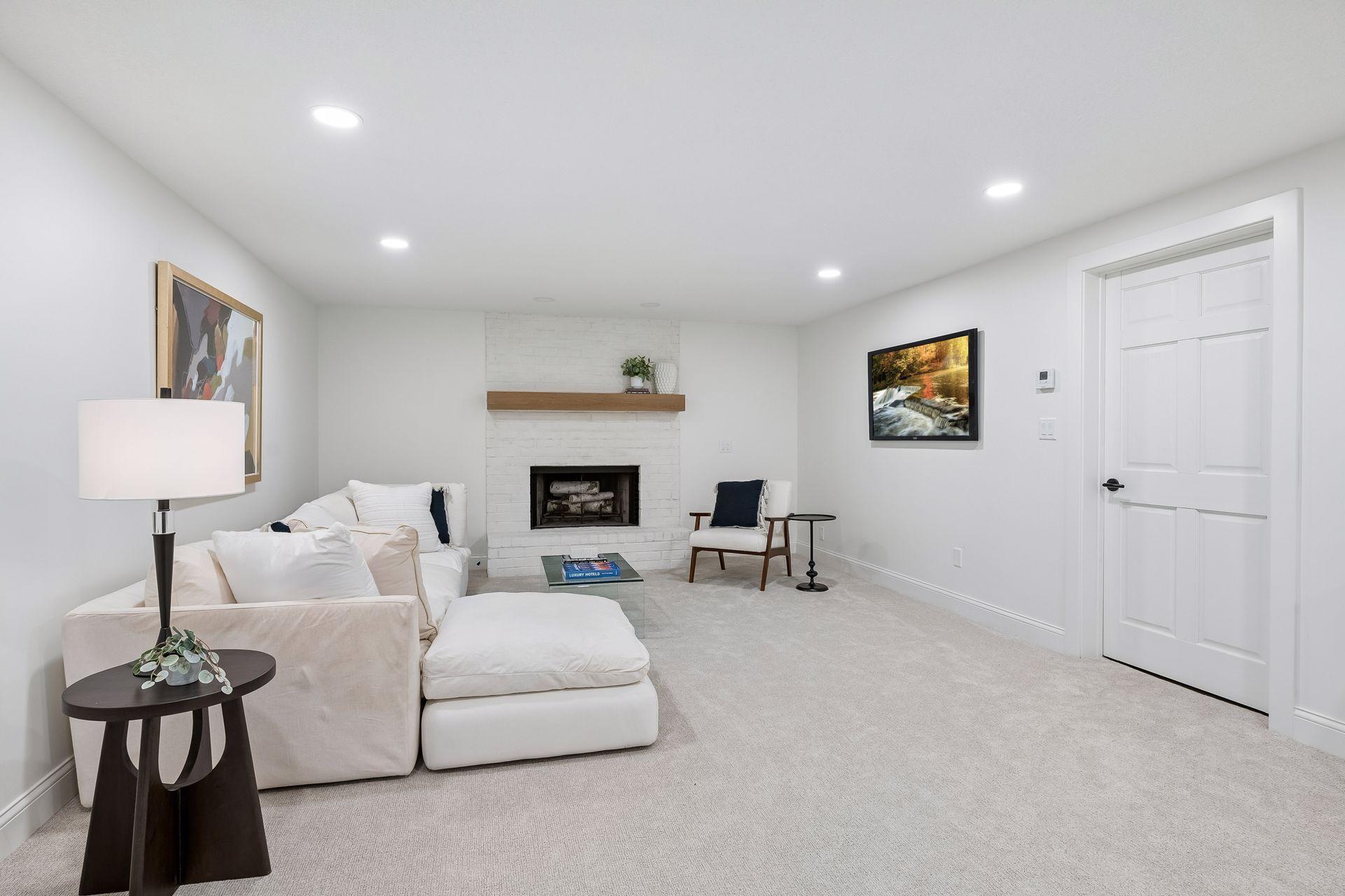 5804 Schaefer Road