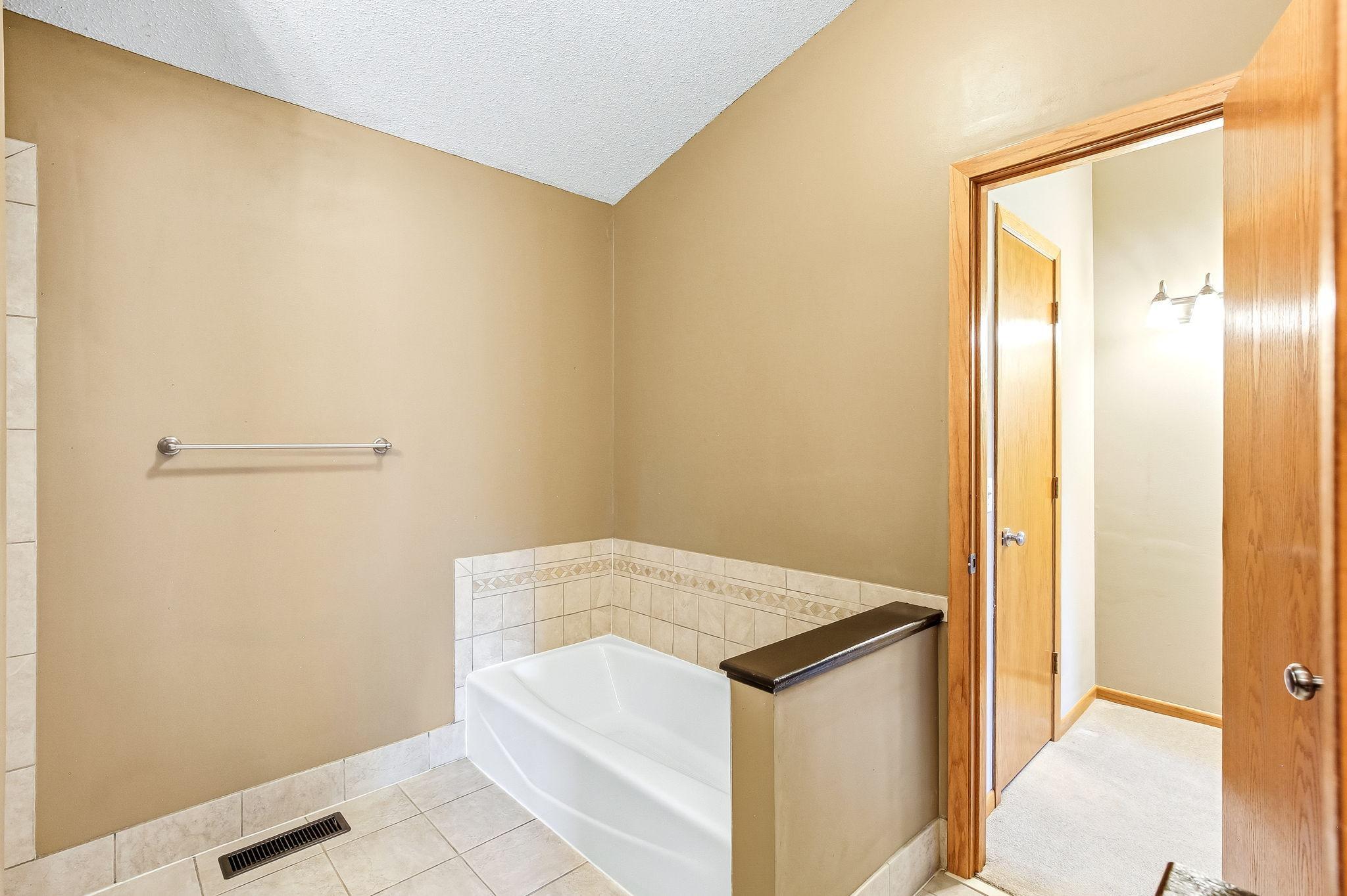 5506 W 137th Street