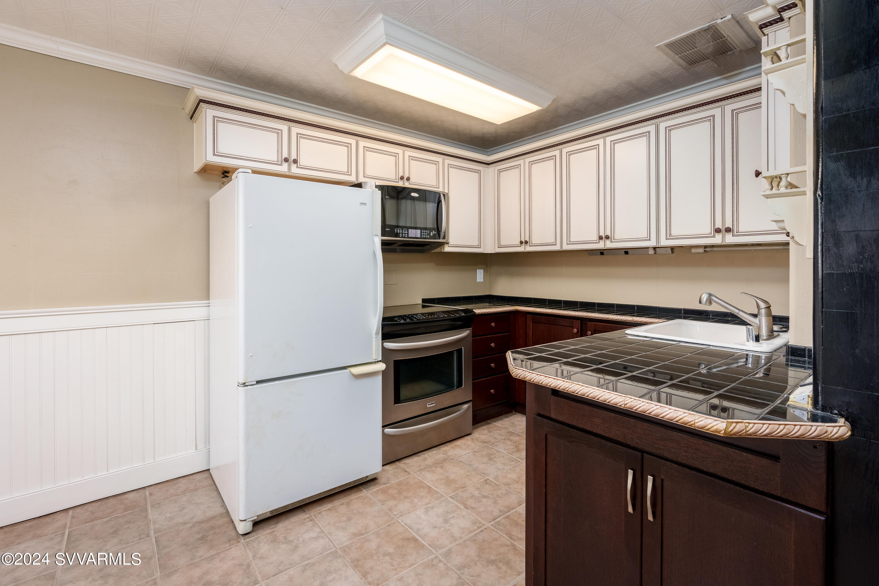 3340 W State Route 89a, 11