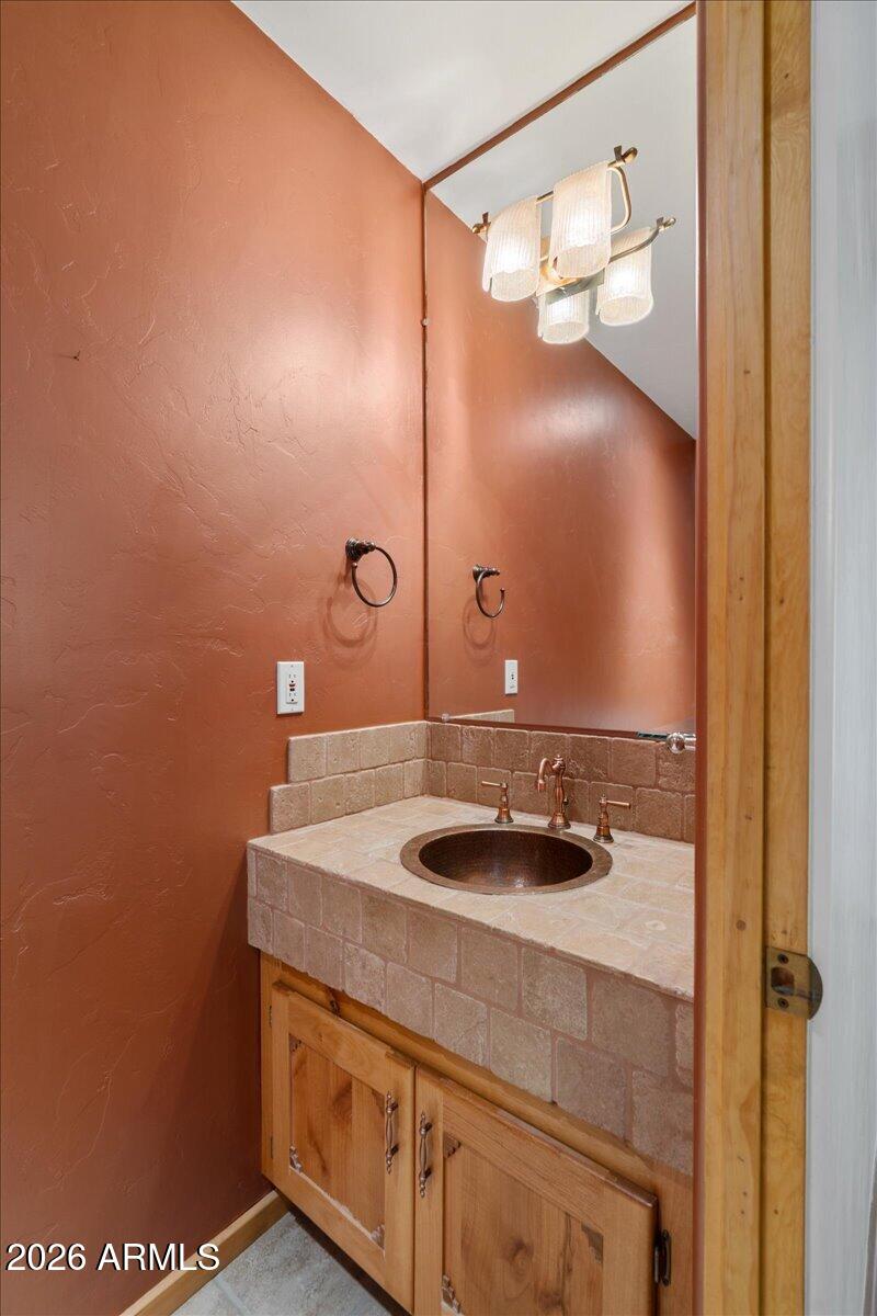 2555 S Painted Mesa Trail