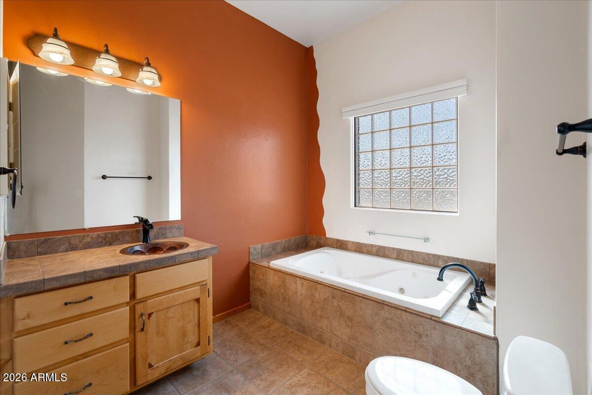 2555 S Painted Mesa Trail