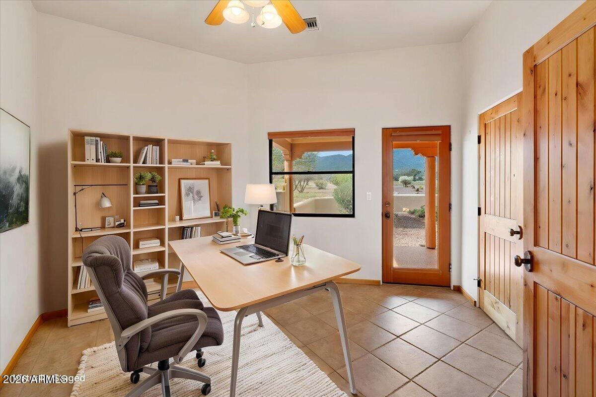 2555 S Painted Mesa Trail