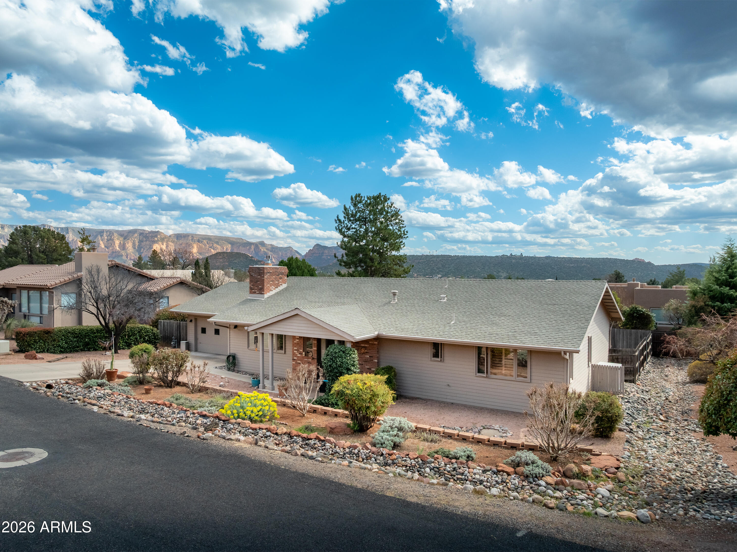2215 LARIAT Road