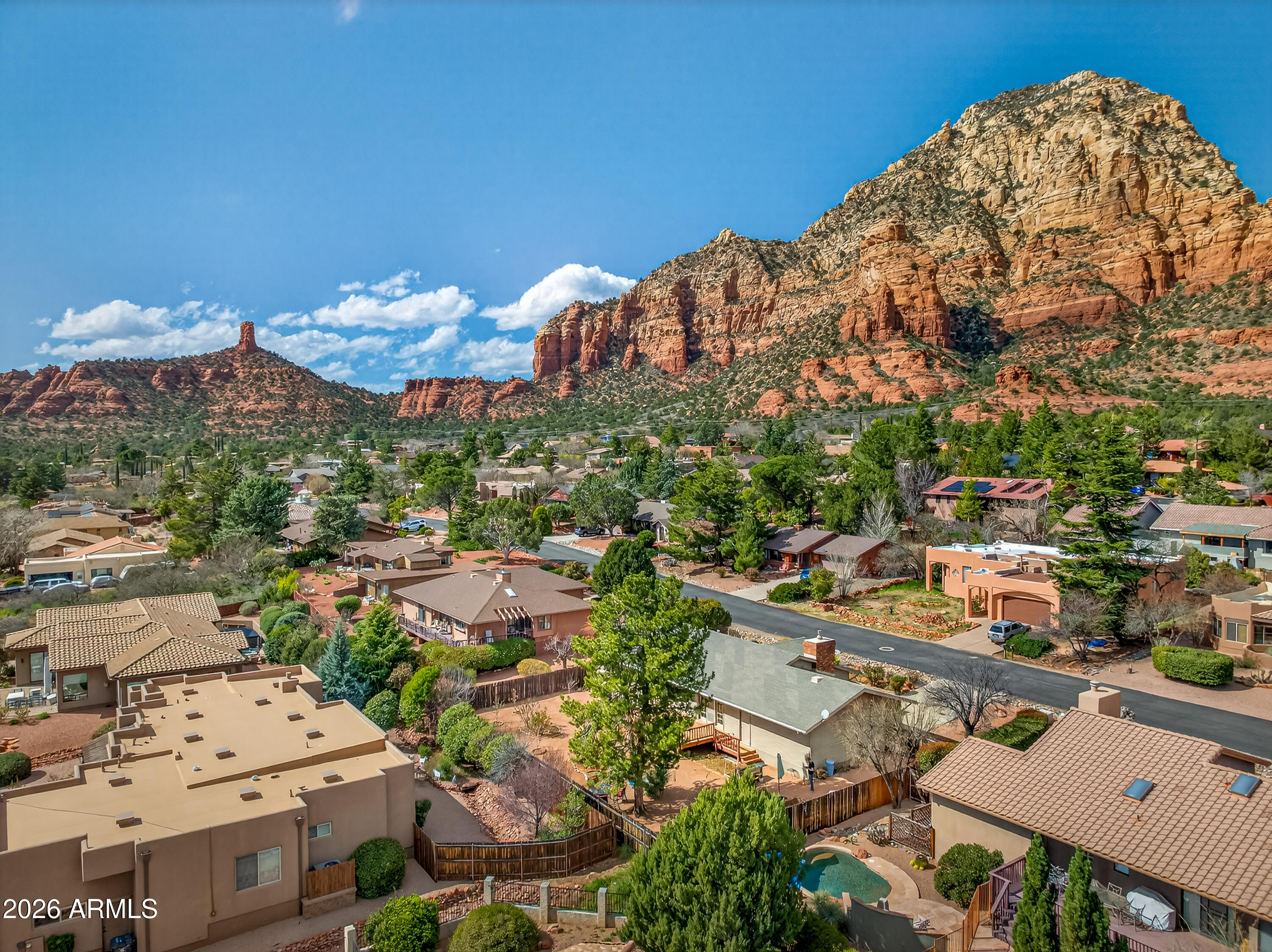 2215 LARIAT Road