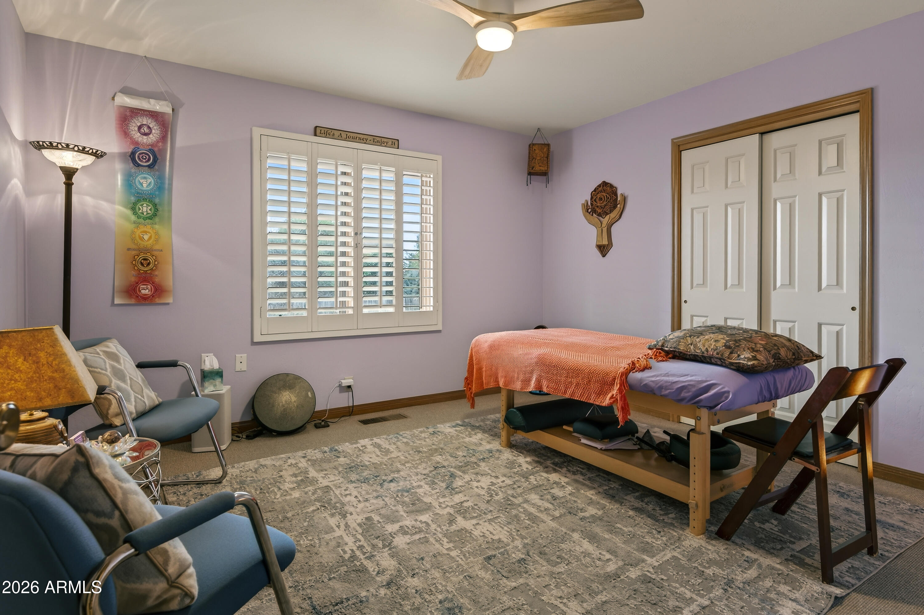 2215 LARIAT Road