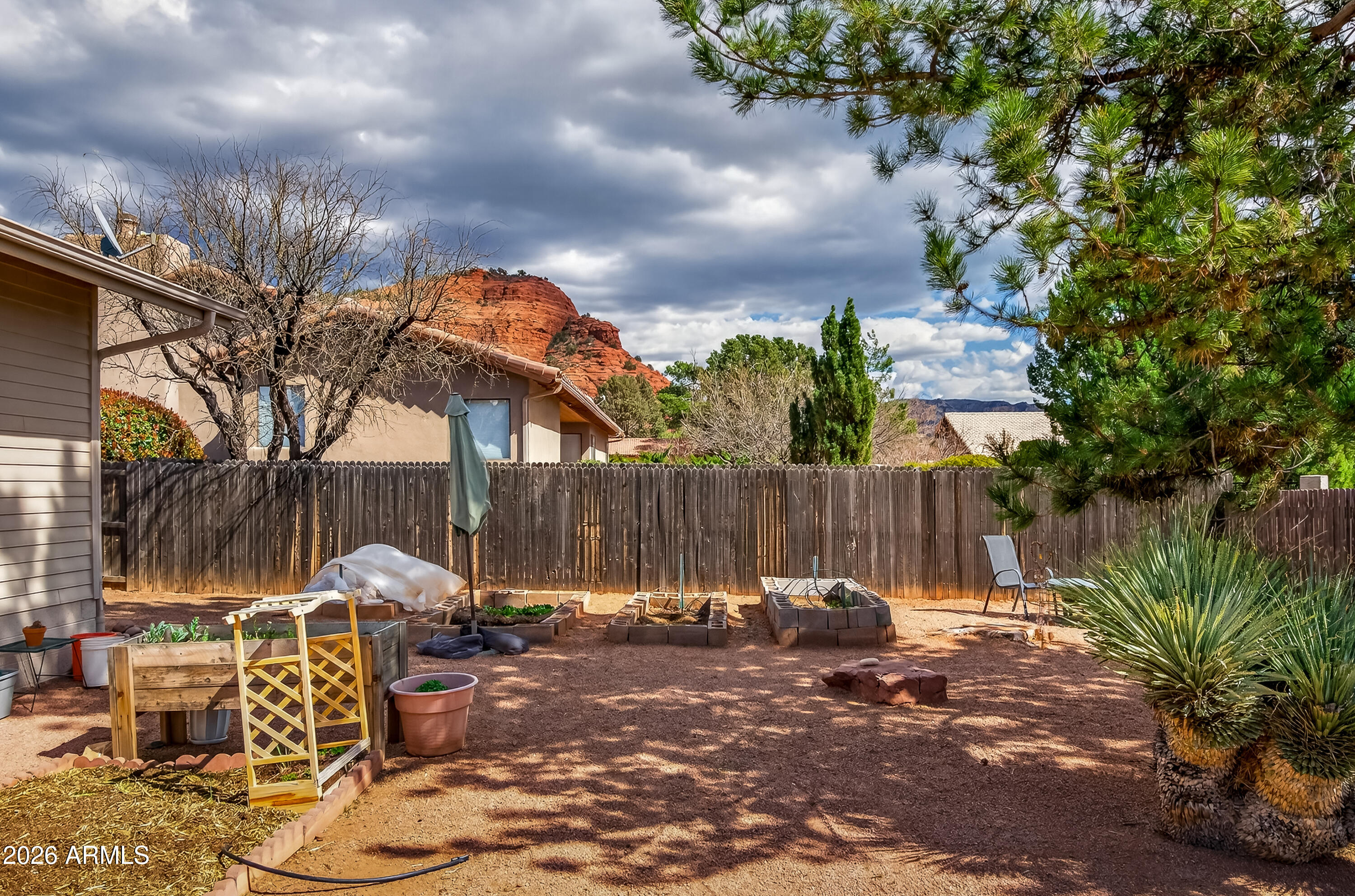 2215 LARIAT Road