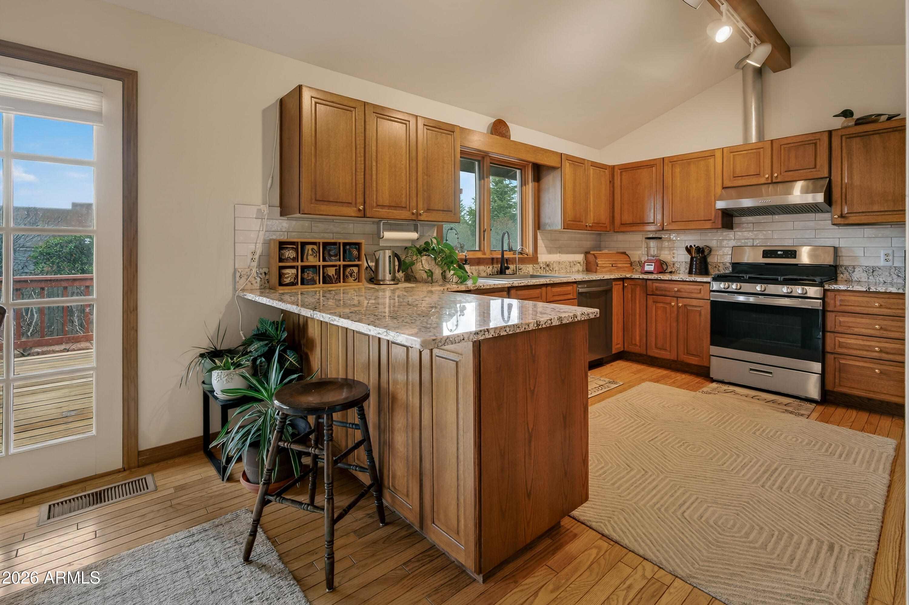 2215 LARIAT Road