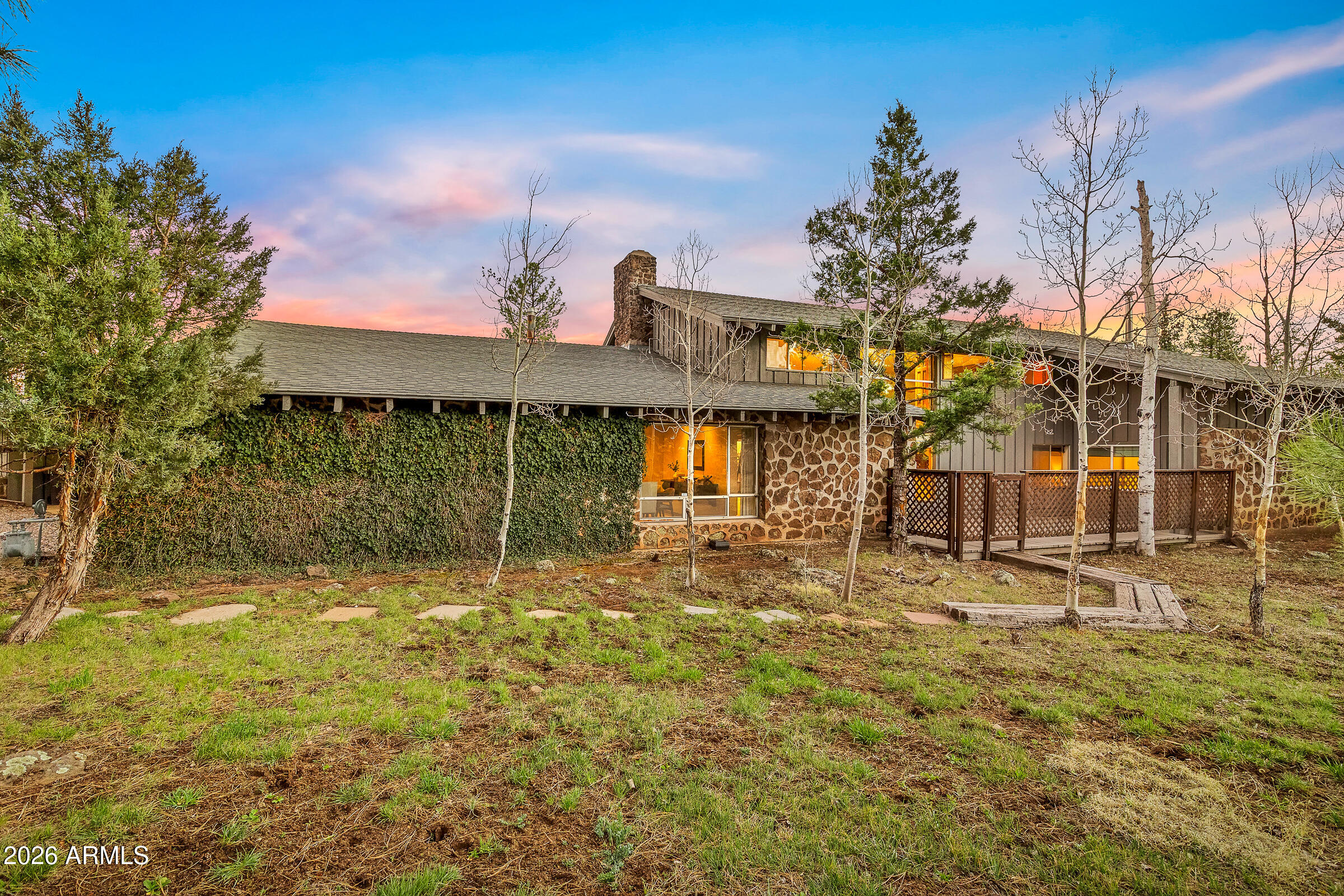 3005 N FORT VALLEY Road