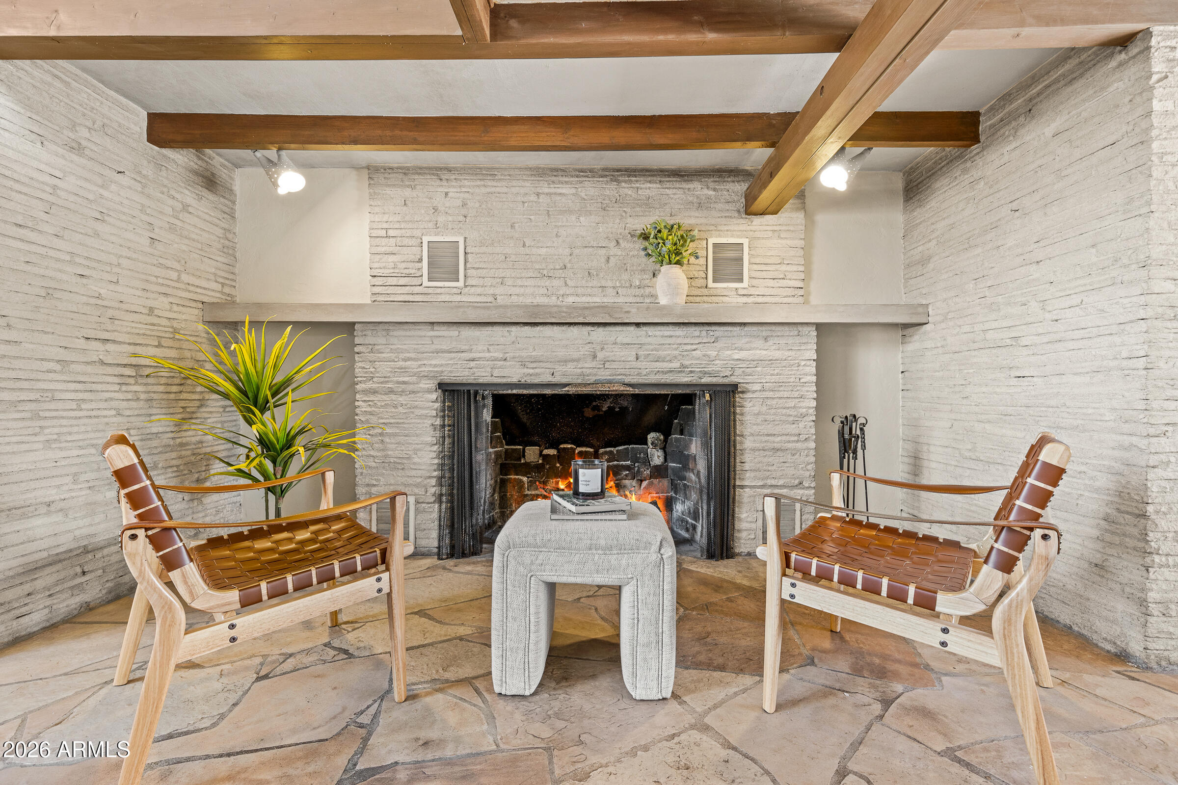 3005 N FORT VALLEY Road