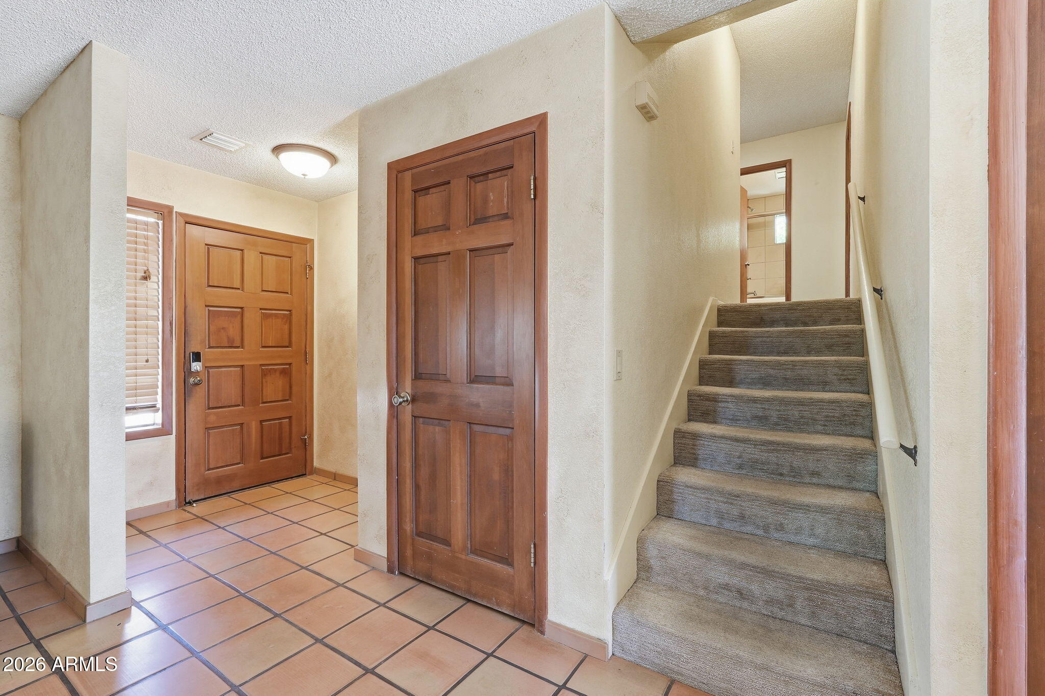 730 SUNSHINE Lane