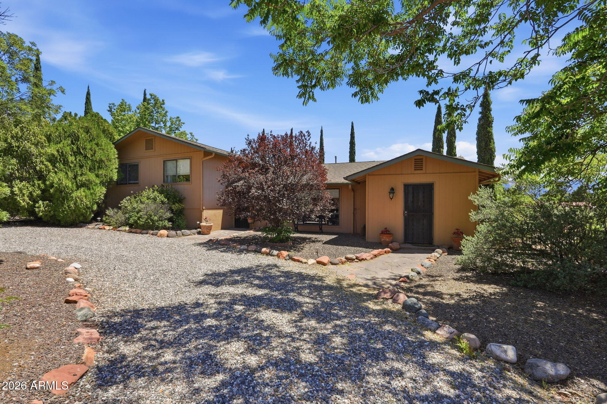 730 SUNSHINE Lane