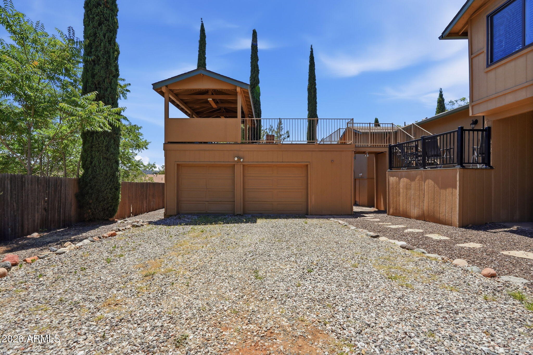 730 SUNSHINE Lane