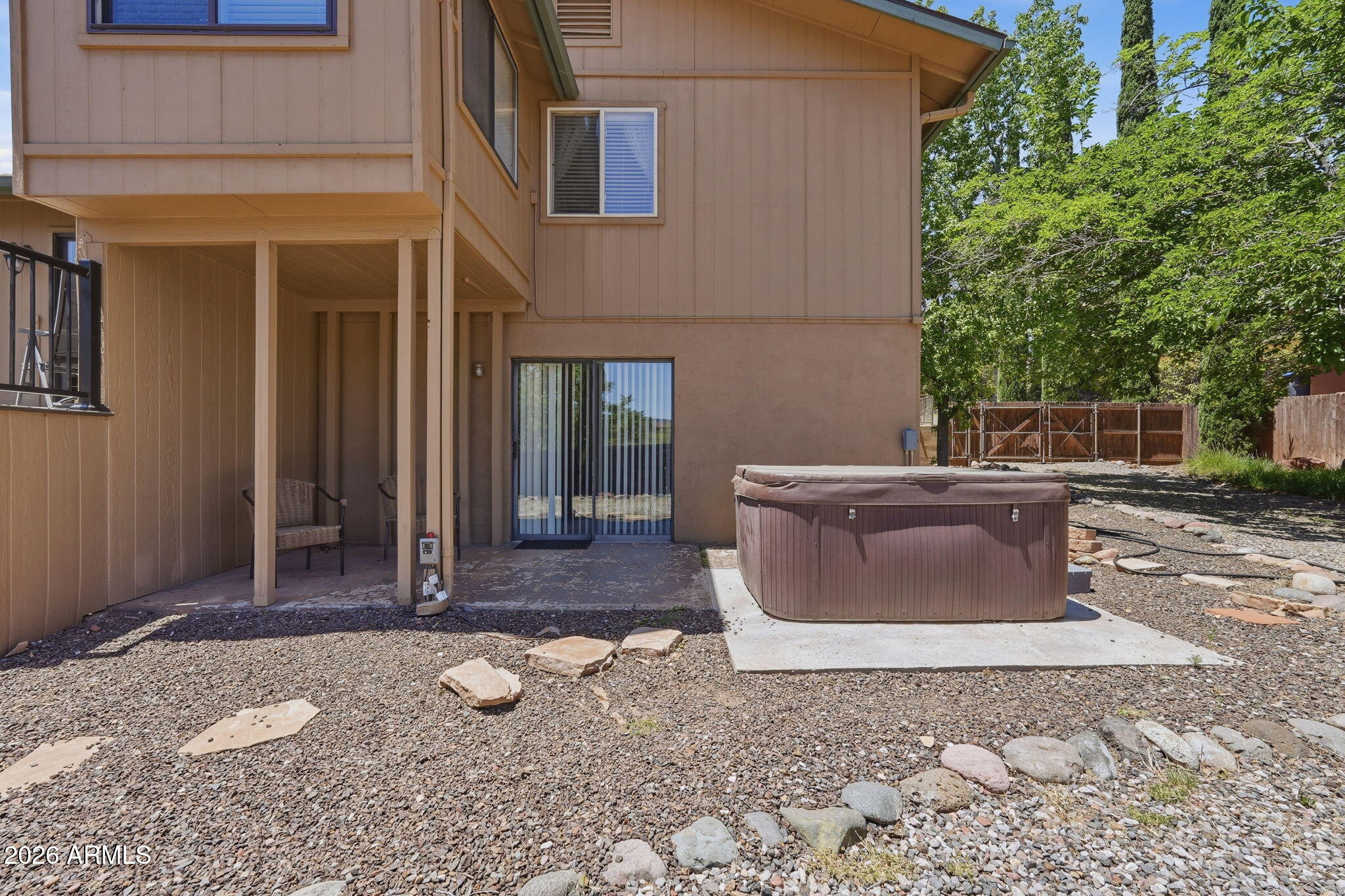 730 SUNSHINE Lane