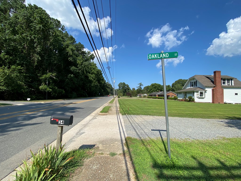 7 Oakland Street
