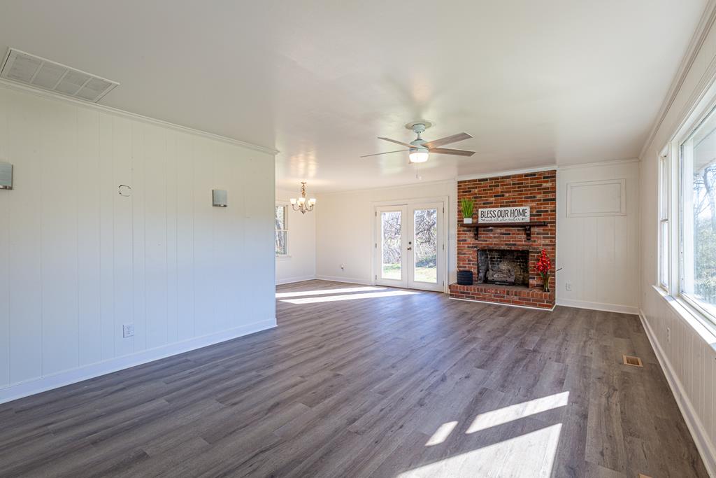 487 West Point Road