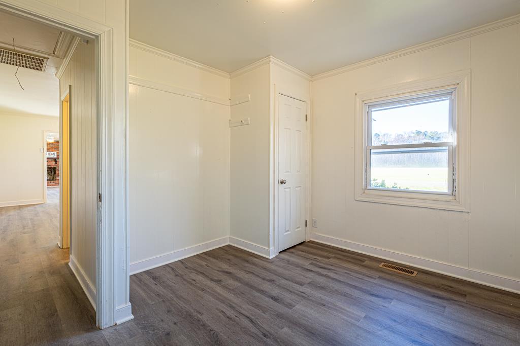 487 West Point Road