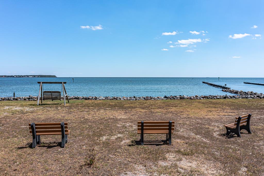 81-82 Skipjack Drive