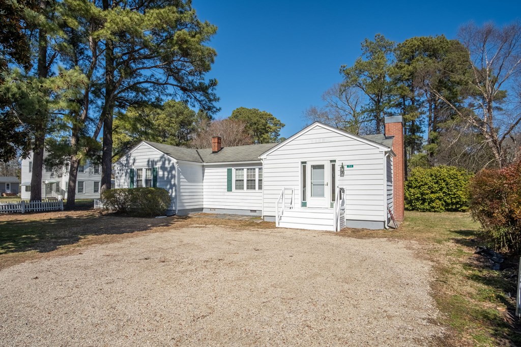 194 King Carter Drive