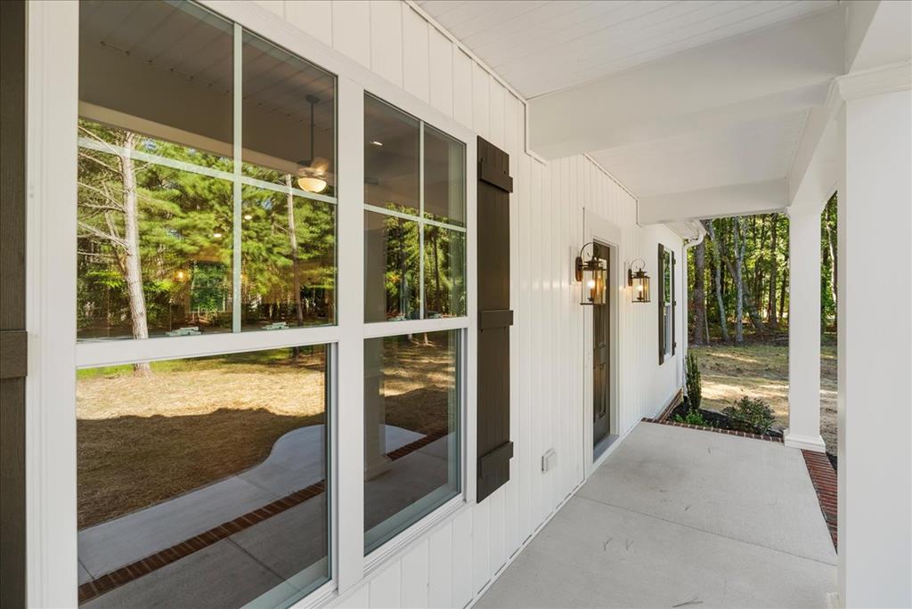 302 Twin Harbor Road