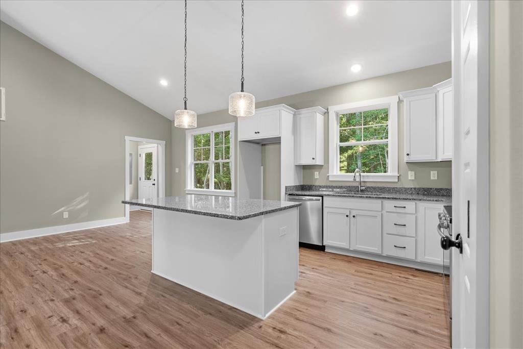 302 Twin Harbor Road