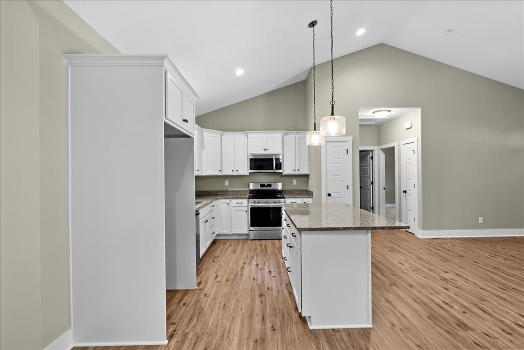 302 Twin Harbor Road
