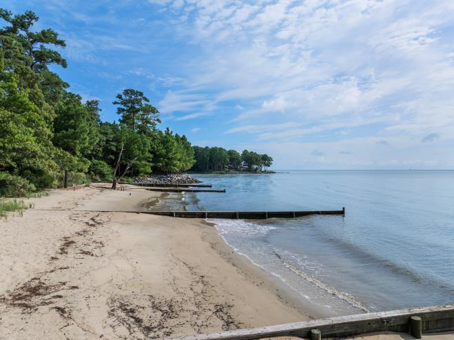 302 Twin Harbor Road