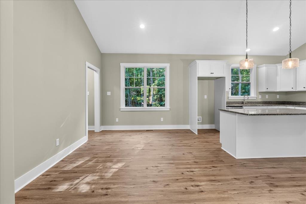 302 Twin Harbor Road