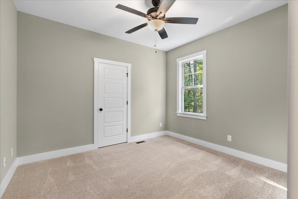 302 Twin Harbor Road