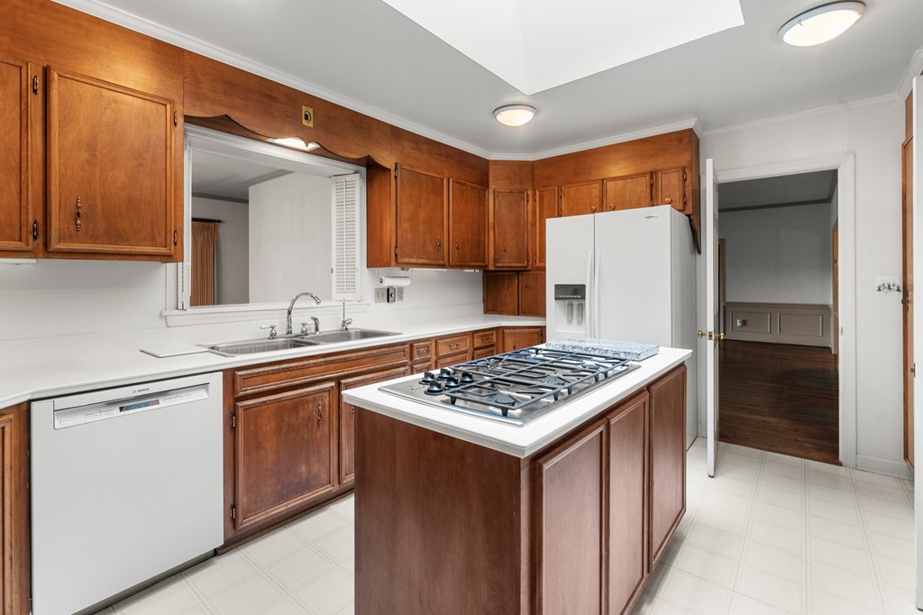 1720 Laurel Point Road