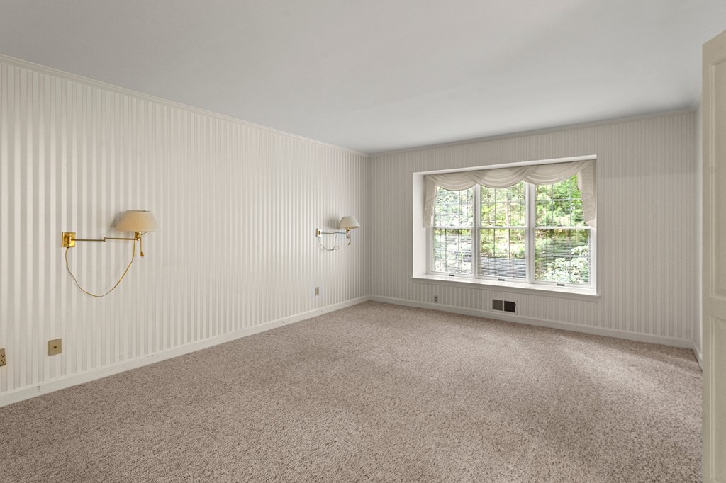 1720 Laurel Point Road