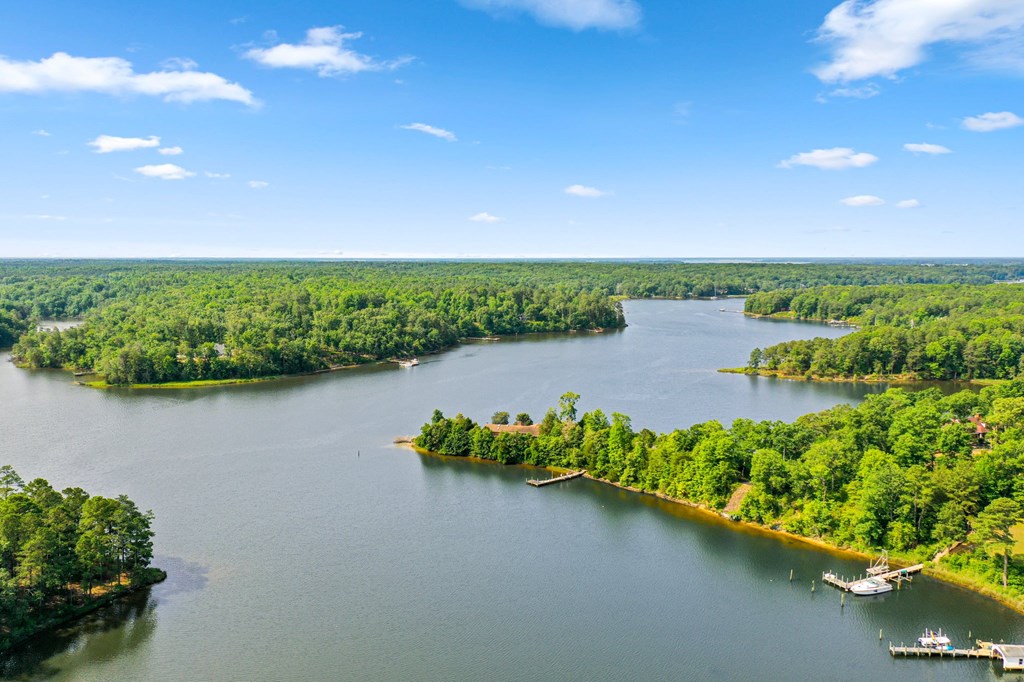 1720 Laurel Point Road