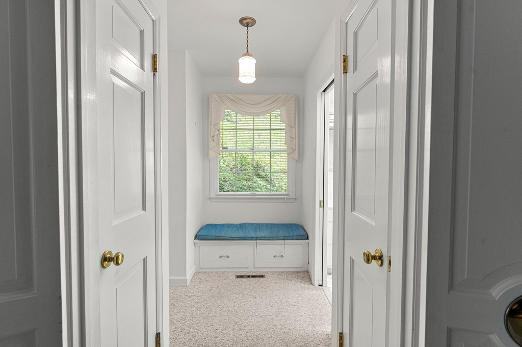 1720 Laurel Point Road