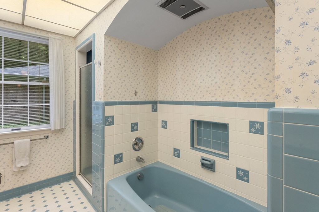 1720 Laurel Point Road