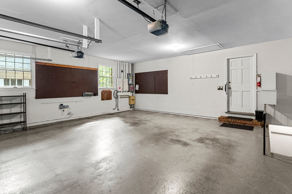 1720 Laurel Point Road