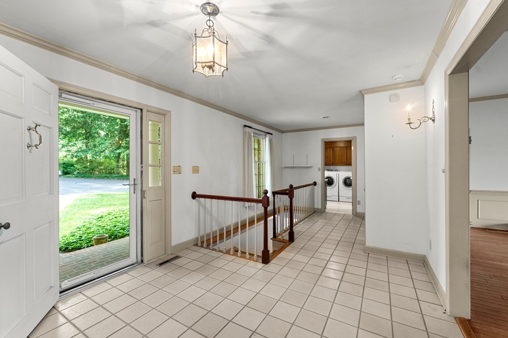 1720 Laurel Point Road