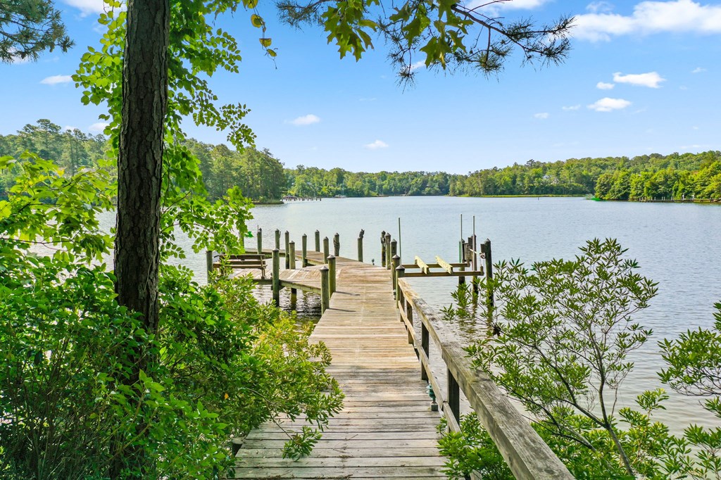 1720 Laurel Point Road