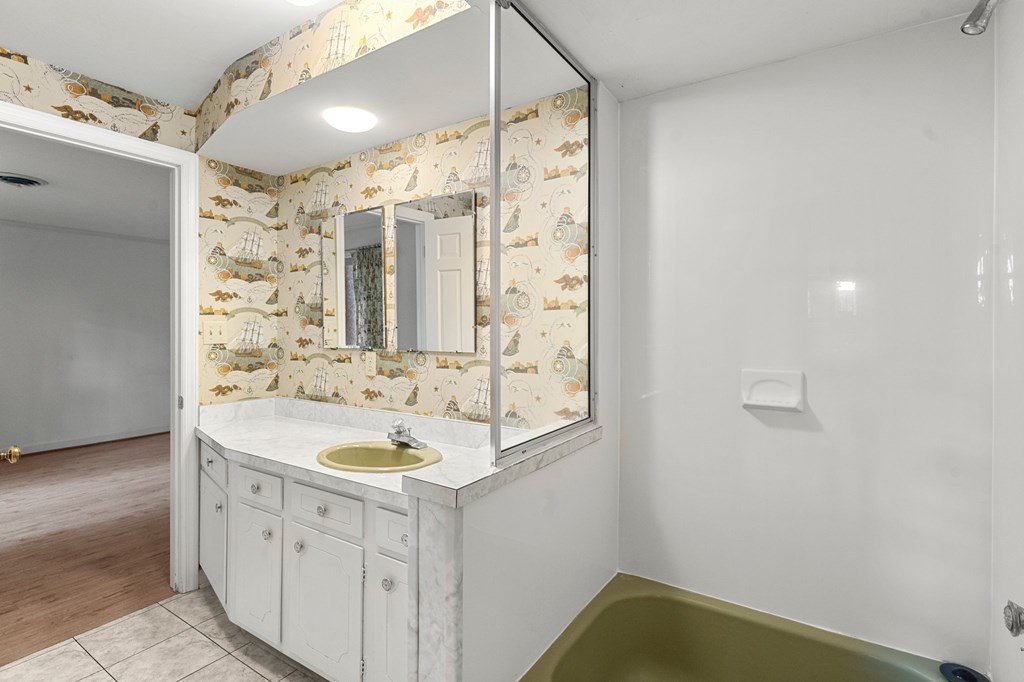 1720 Laurel Point Road