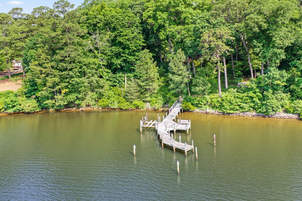 1720 Laurel Point Road