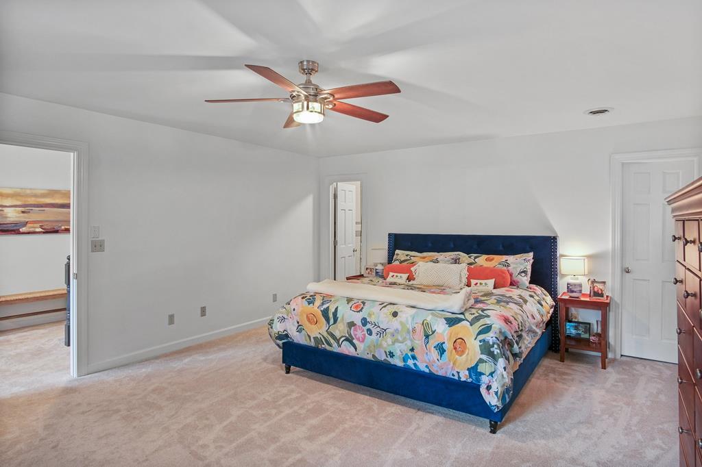 310 Locksley Lane
